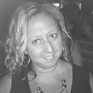 Meet your Posher, Leeanne